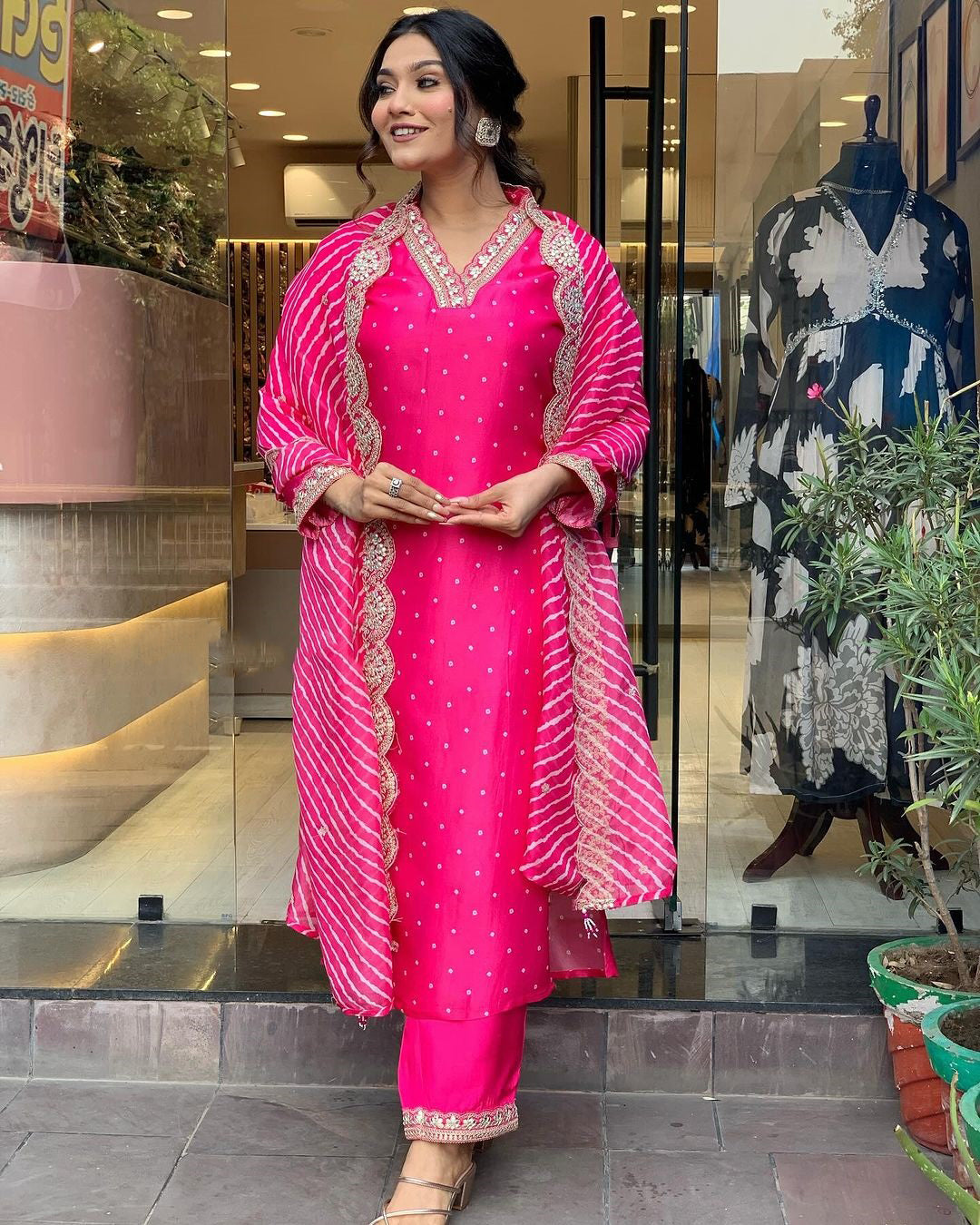 Jenny Charming Beauty with Effortless Grace Kurta Set