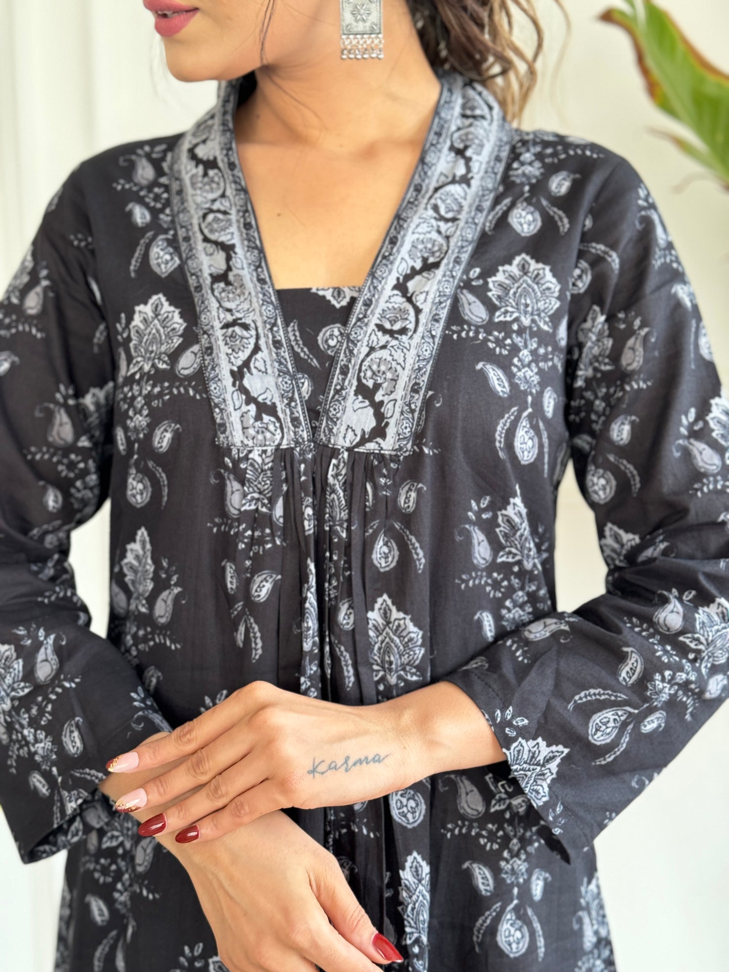 Black and Red Regal Elegance Kurta Set