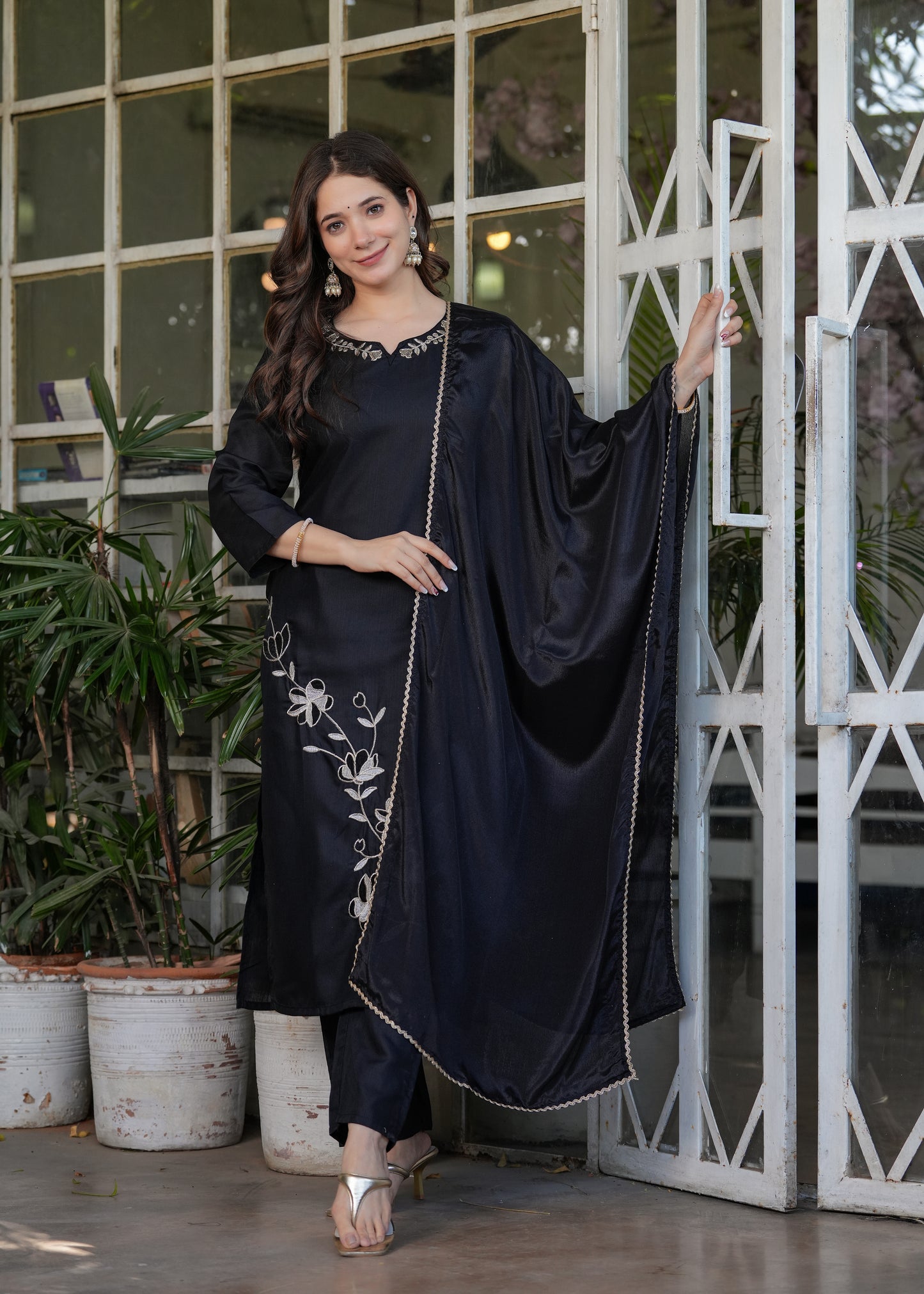 Black Radiance Kurta Set