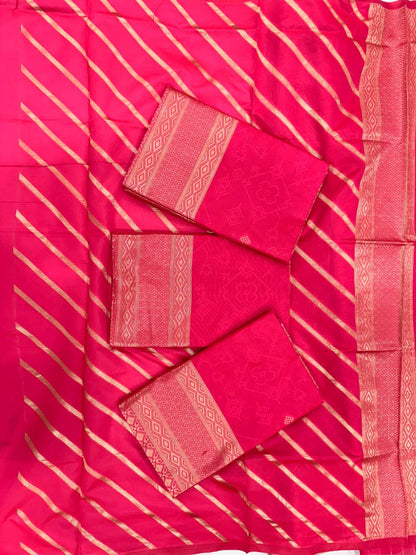 Elegant Pink Saree Featuring Rich Pallu and Intricate Jacquard Design