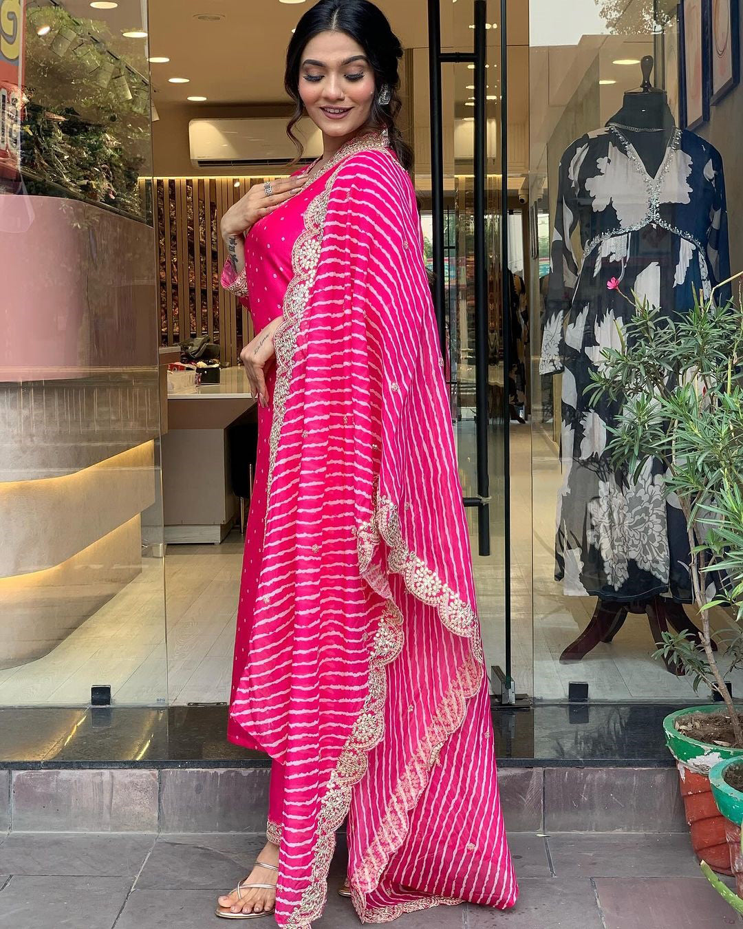 Jenny Charming Beauty with Effortless Grace Kurta Set