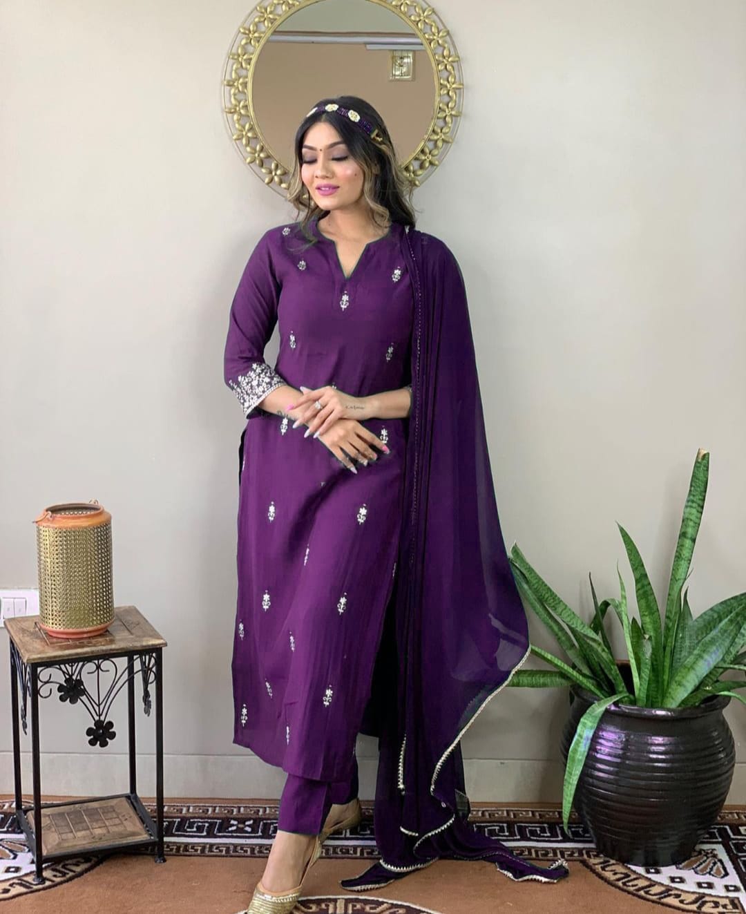 Jessica Stunning and Sophisticated Fashion Kurta Set