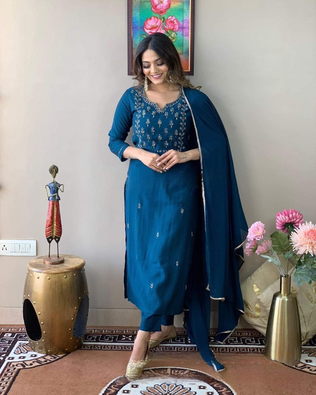 Kayra Gorgeous Essence of Traditional Charm Kurta Set