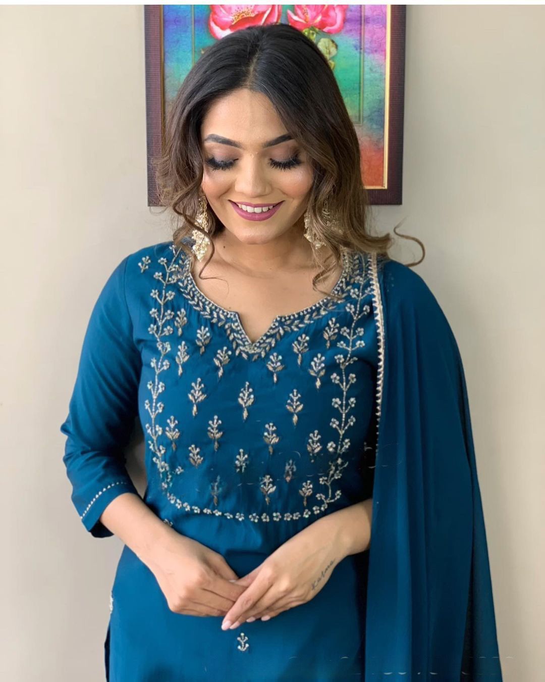 Kayra Gorgeous Essence of Traditional Charm Kurta Set