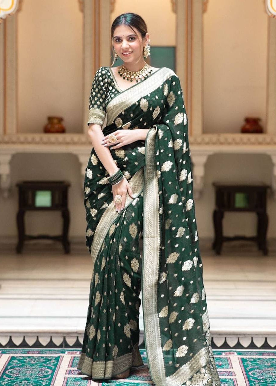 Dark Green Royal Rich Pallu Saree with All-Over Jacquard Work