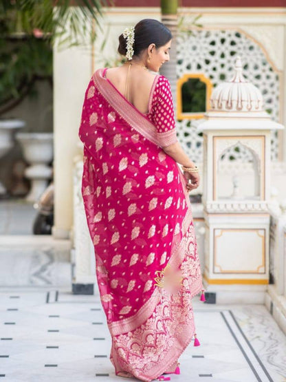 Dark Pink Designer Saree Featuring Opulent Jacquard & Rich Pallu