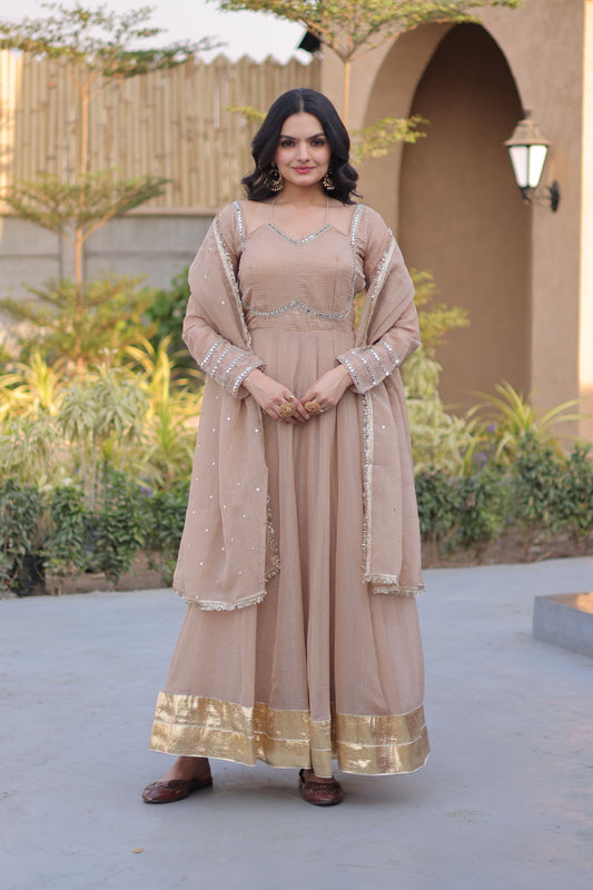 Aarvi Cream Silver Crunchy Gown Set