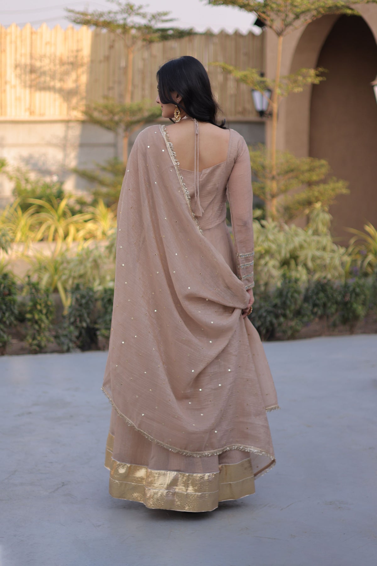 Aarvi Cream Silver Crunchy Gown Set