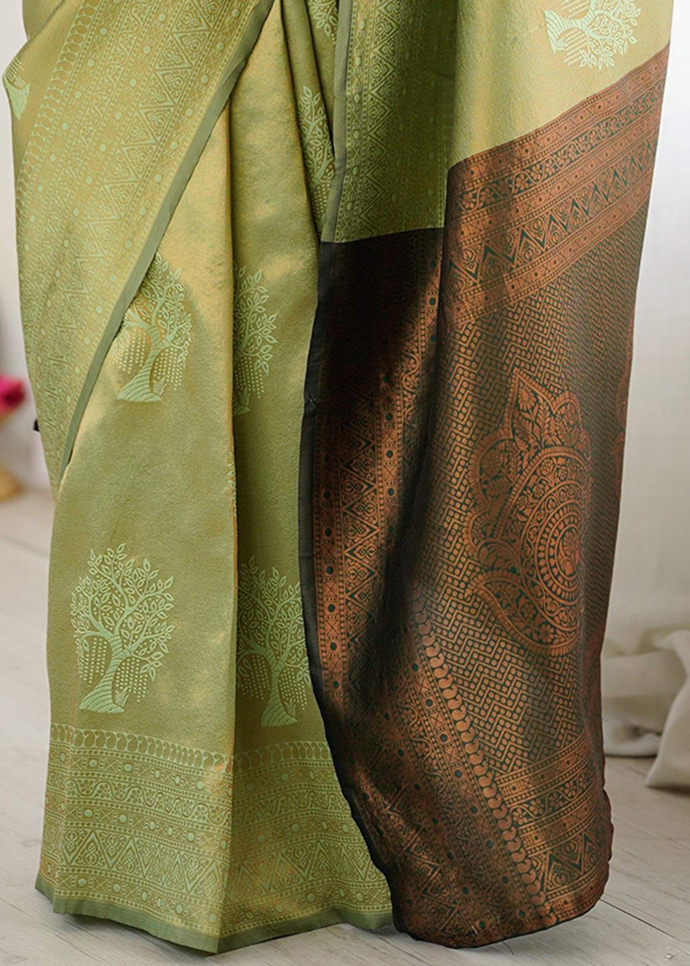 Light Green Tree‑Motif Woven Silk Saree