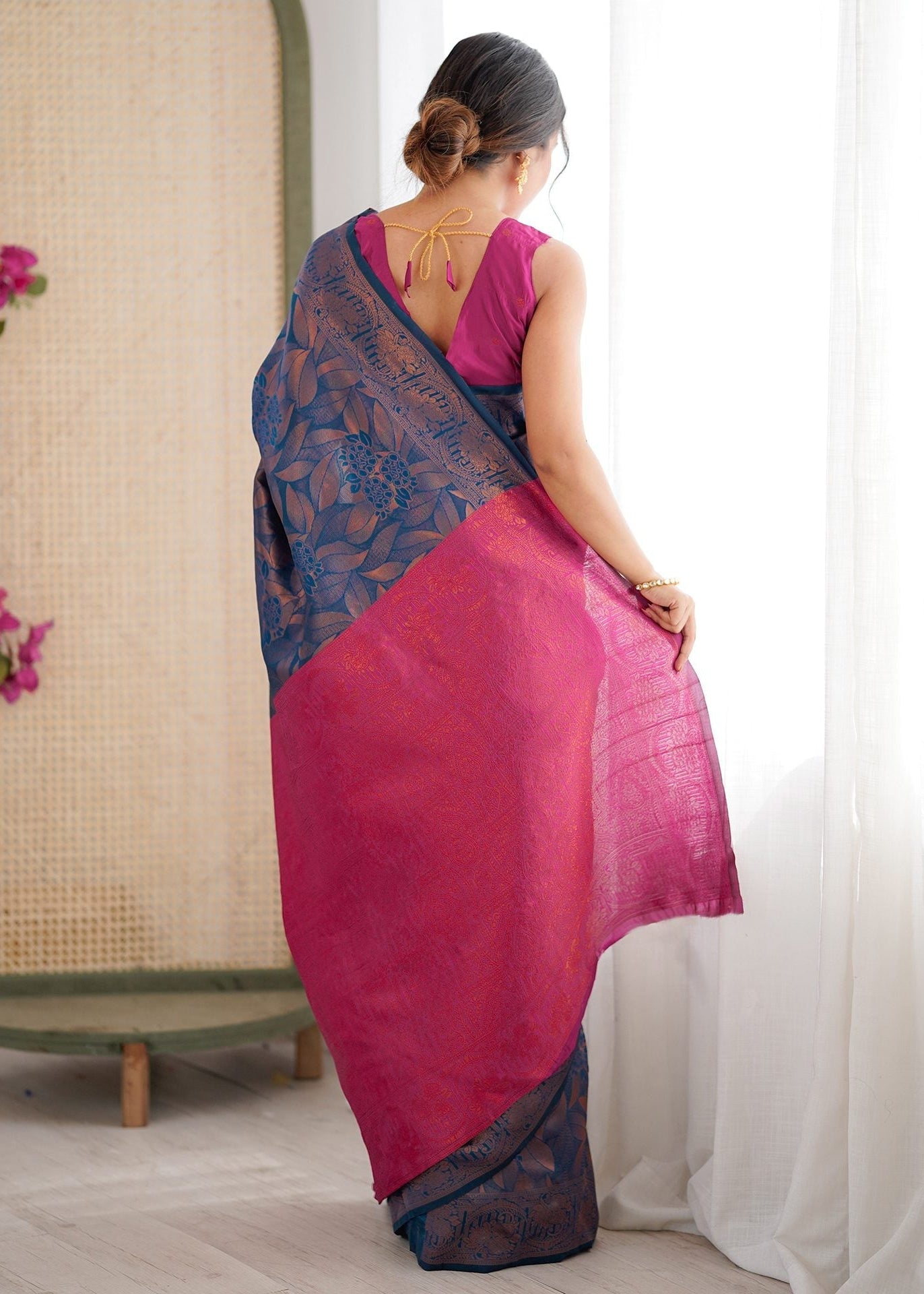 Blue Floral Jacquard Woven Silk Saree
