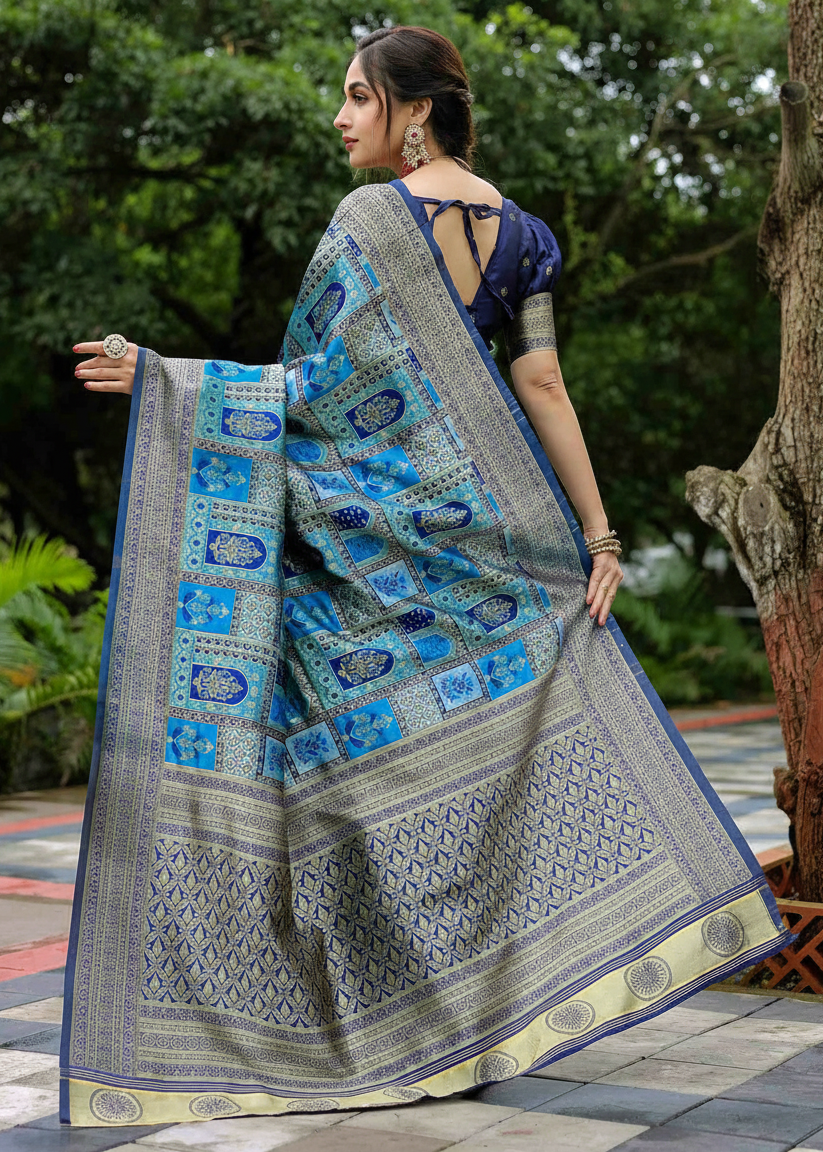 Royal Blue Traditional Motif Woven Silk Saree