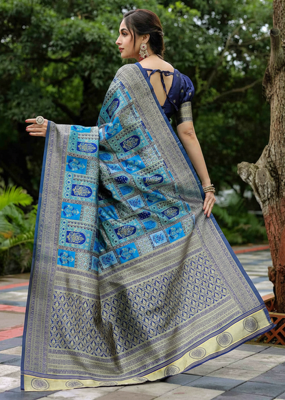 Royal Blue Traditional Motif Woven Silk Saree