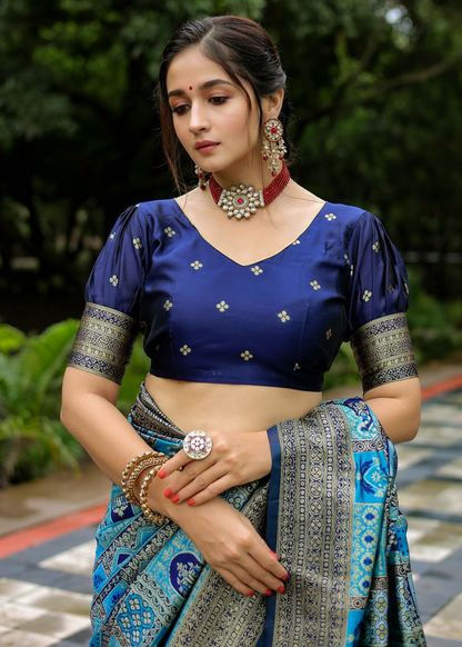 Royal Blue Traditional Motif Woven Silk Saree