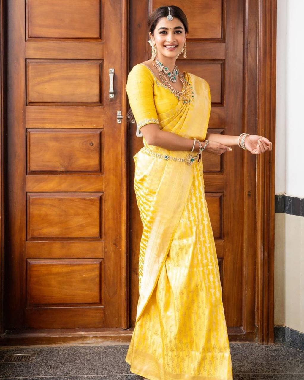 Luxurious Honey Rich Pallu Saree with Exclusive Jacquard Work