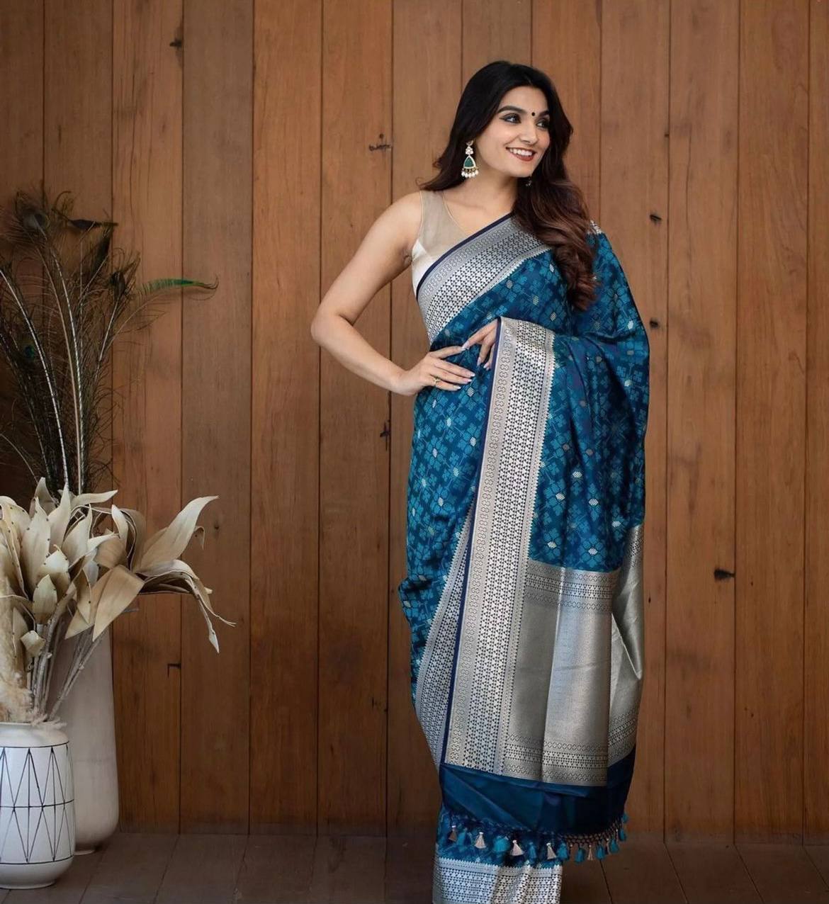 Elegant Blue Rich Pallu Saree with Exclusive Jacquard Work