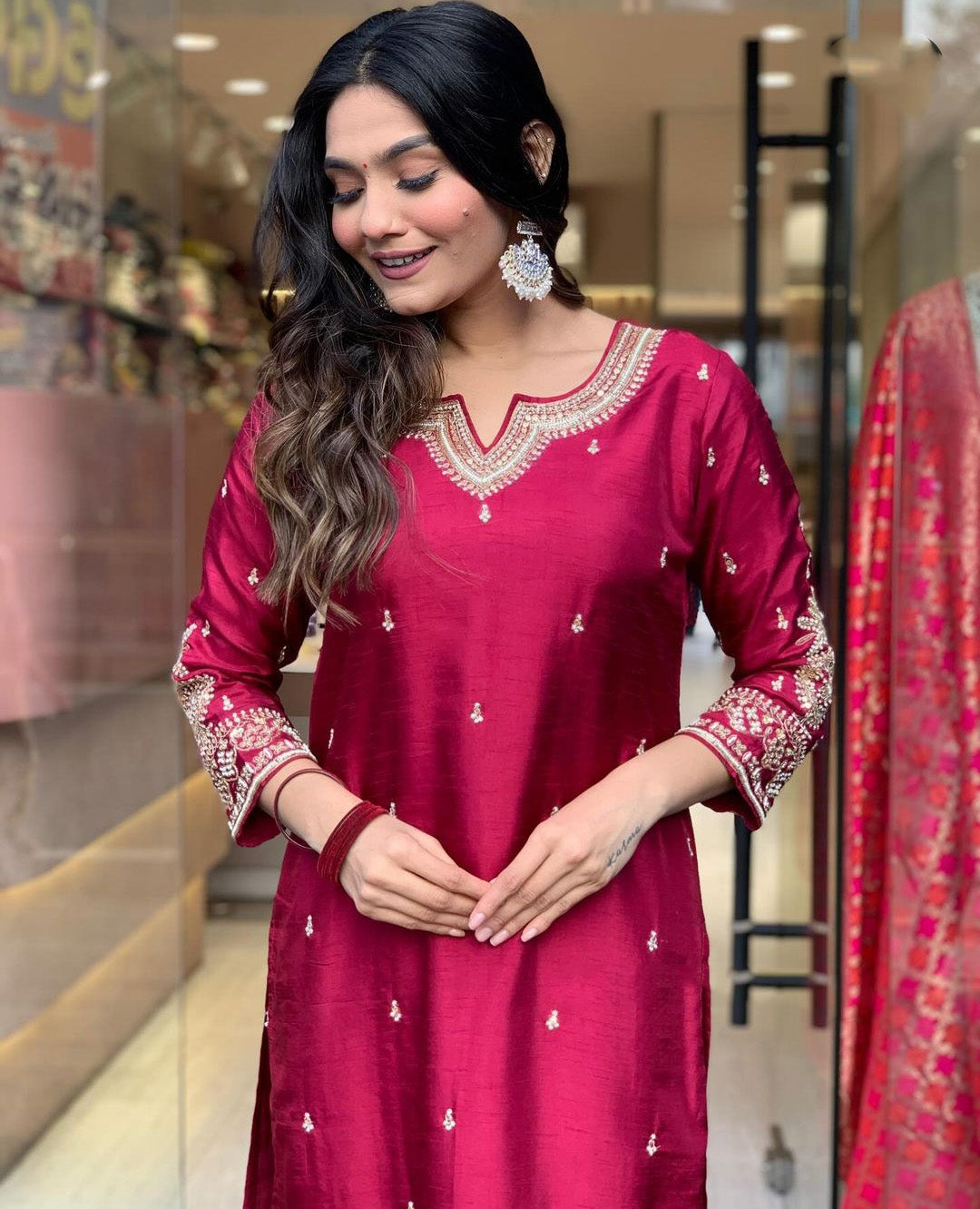 Aashii-Rani Magnificent Glow with a Touch of Grace Kurta Set