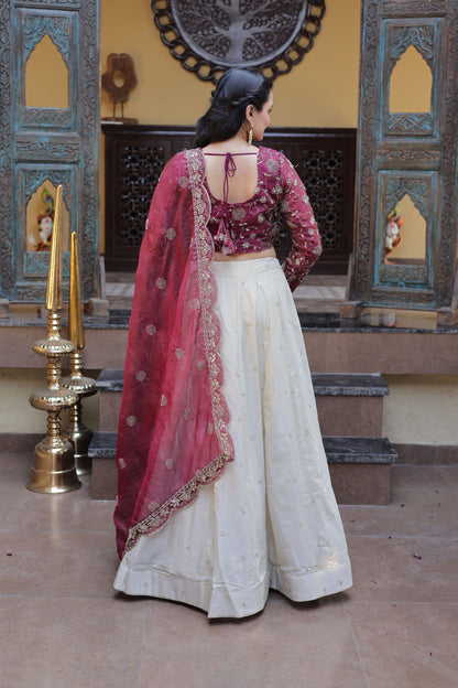 Meherzaan Magenta Zari-Embroidered Lehenga Set