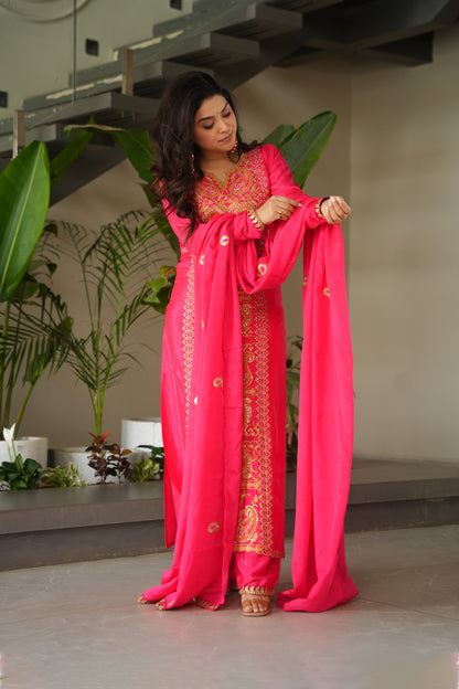 Gajri Pink Embroidered Kurta Set