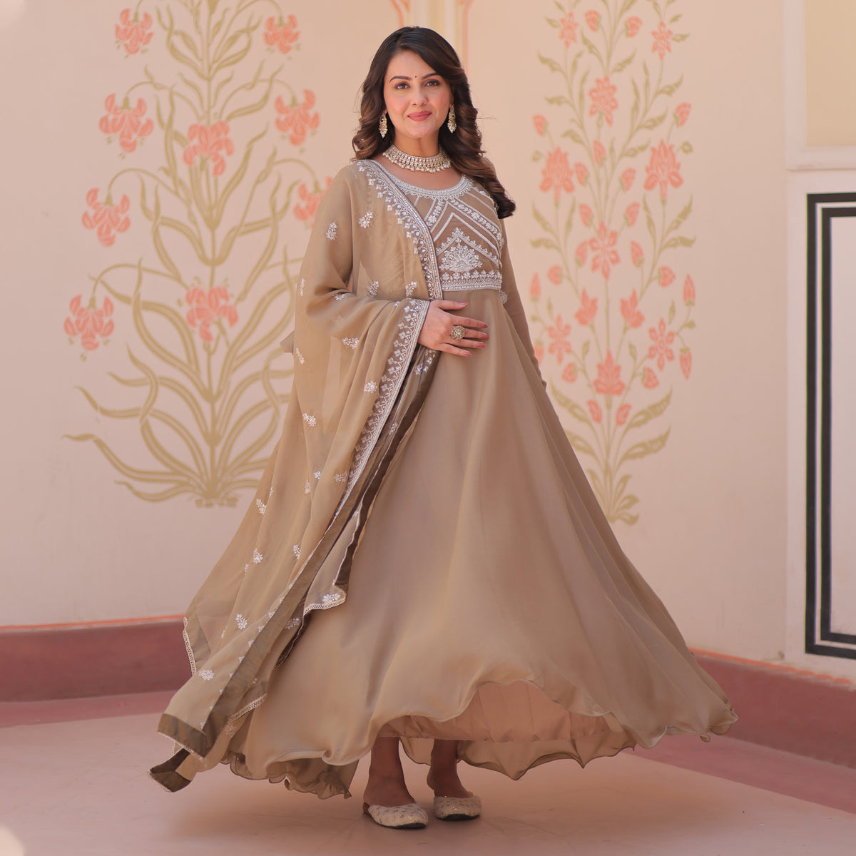 Anaisha Beige Star Georgette Gown Set