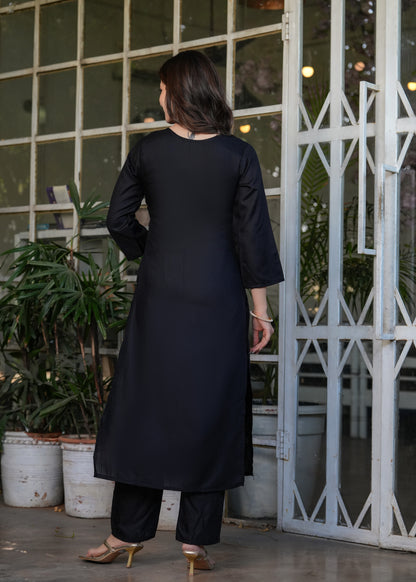 Black Radiance Kurta Set