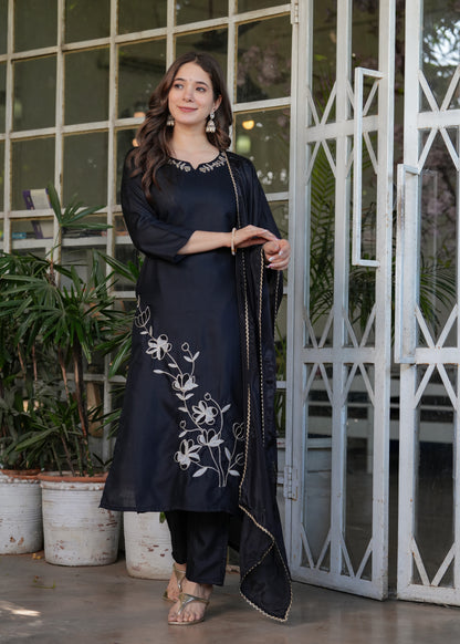Black Radiance Kurta Set