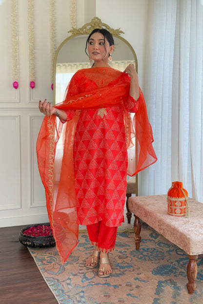 Tejasvi Red French Crepe Bandhani Embroidered Kurta Set