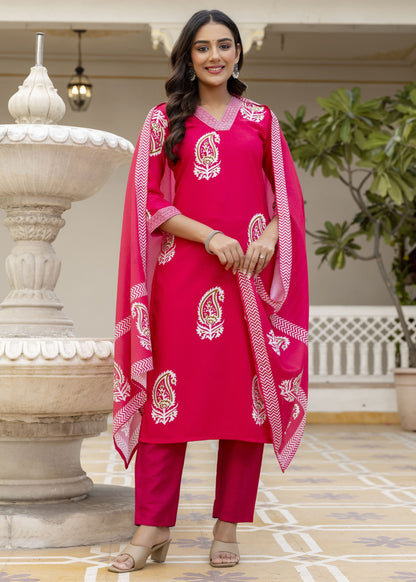 Bindiya Rani Pink Paisley Block Print Cotton Kurta Set