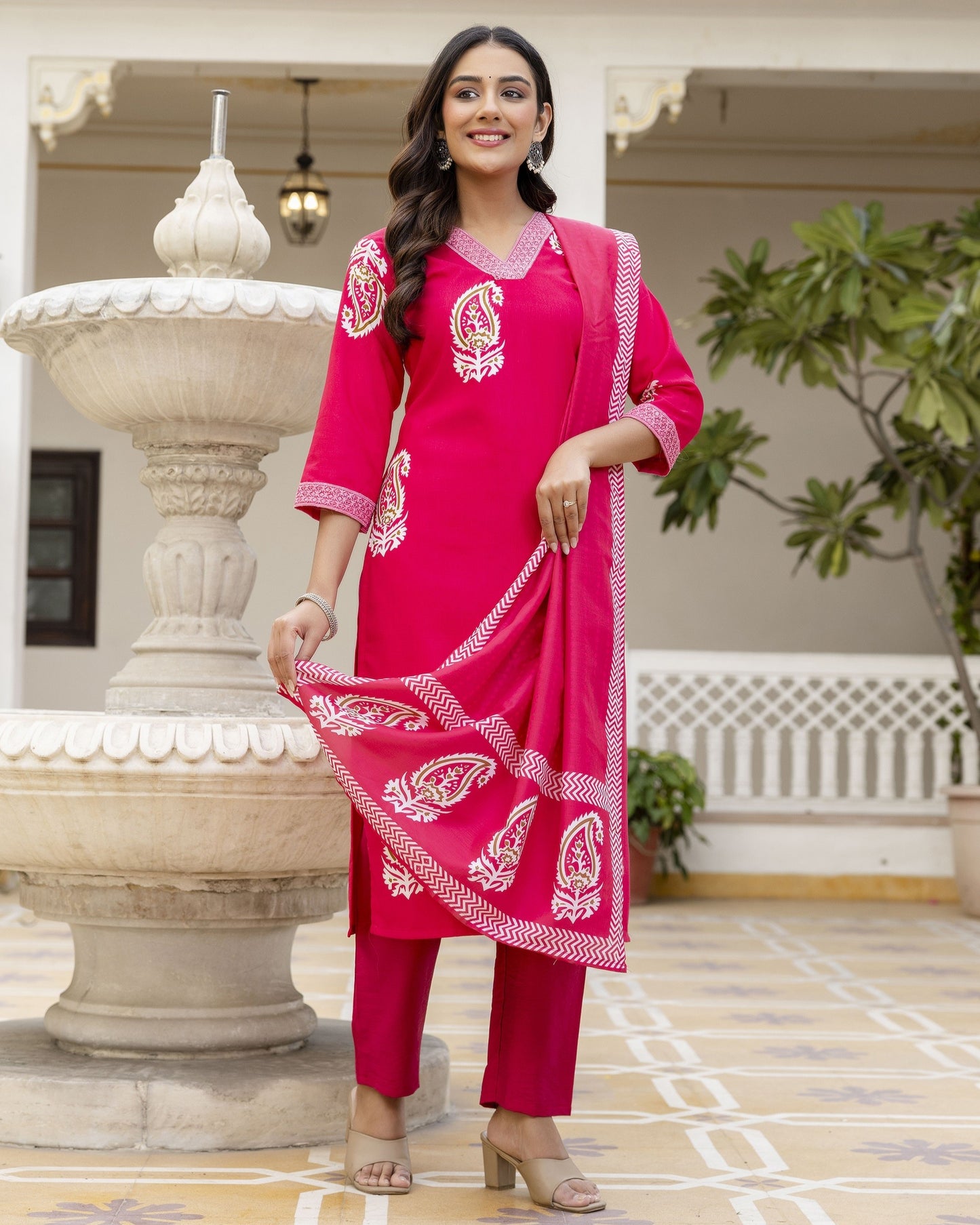 Bindiya Rani Pink Paisley Block Print Cotton Kurta Set
