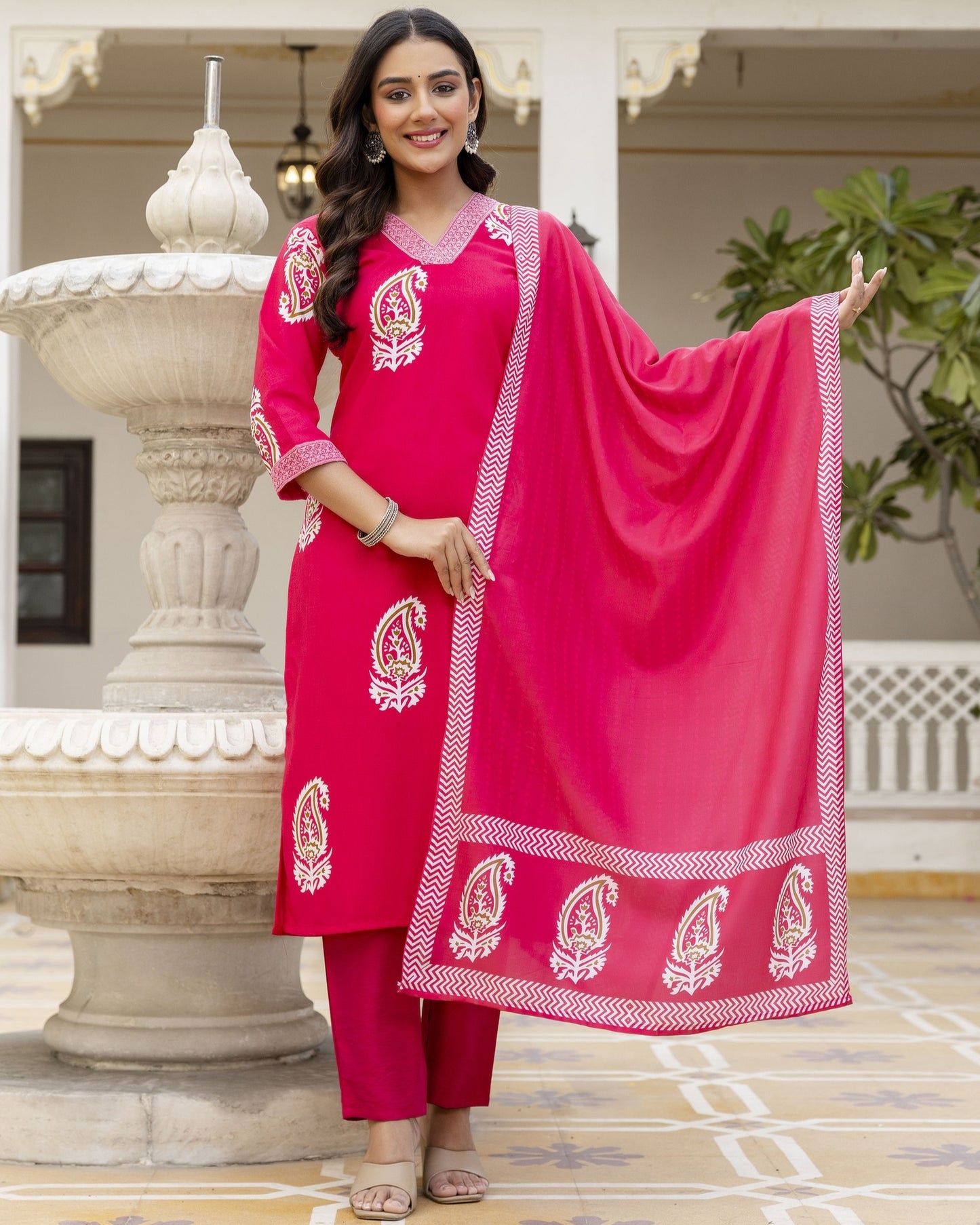 Bindiya Rani Pink Paisley Block Print Cotton Kurta Set