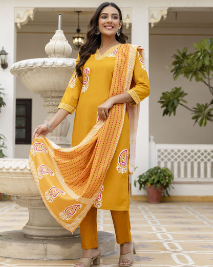 Bindiya Mustard Yellow Paisley Printed Kurta Set