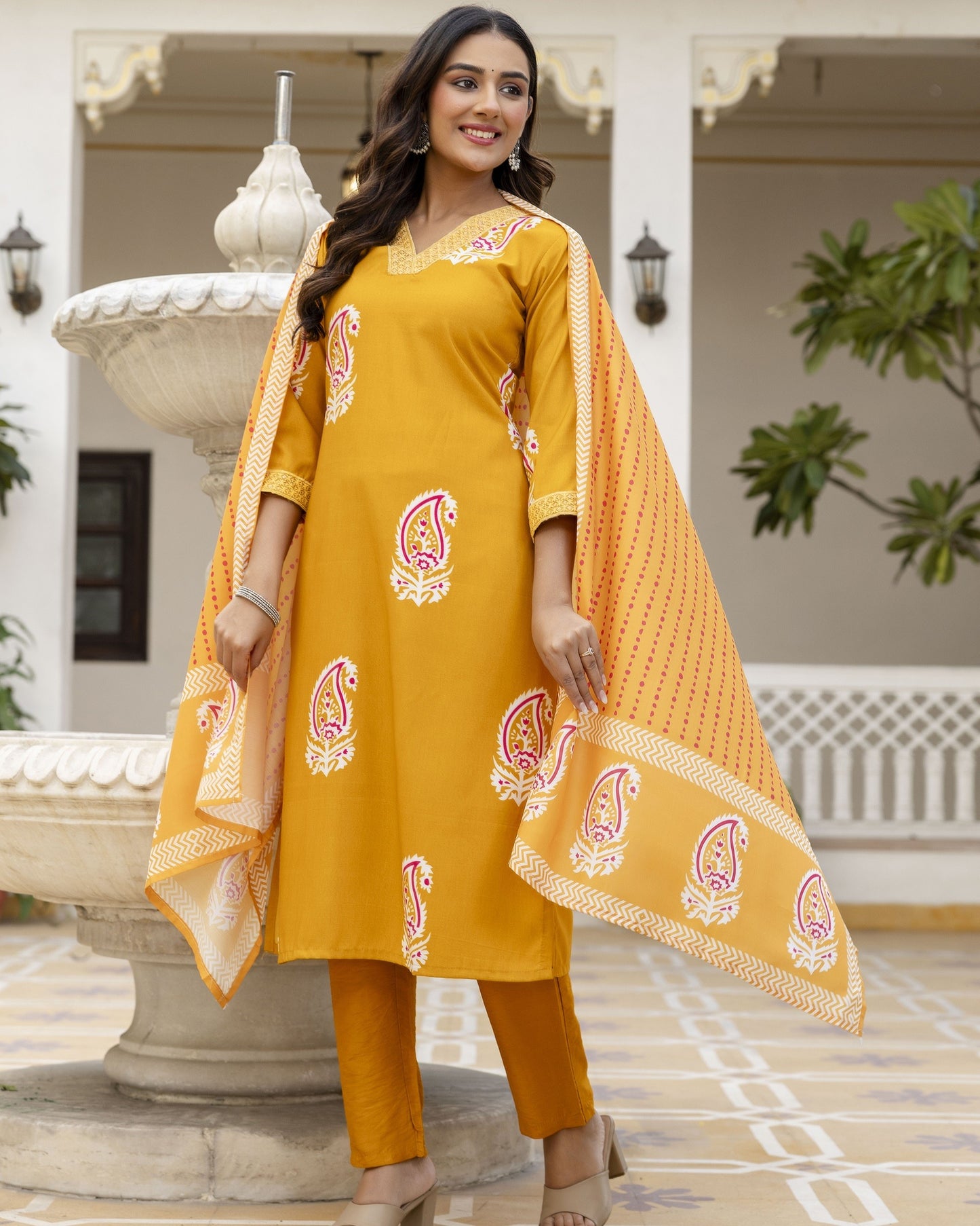 Bindiya Mustard Yellow Paisley Printed Kurta Set