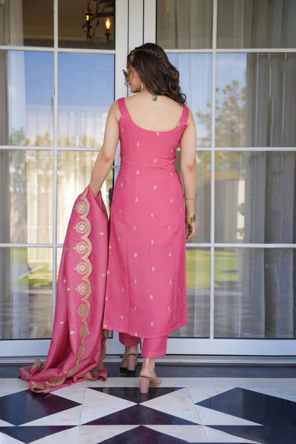 Gulika Fuchsia Pink Viscose Zari Chanderi Embroidered Kurta Set
