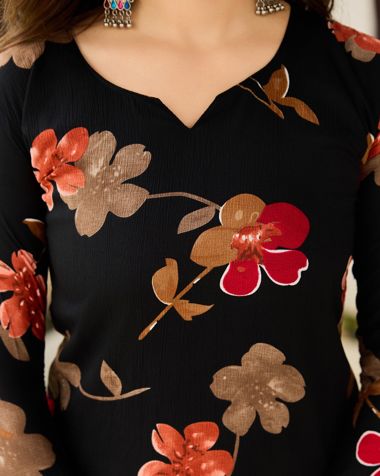 Nisha Noir Black Bold Floral Print Kurta Set