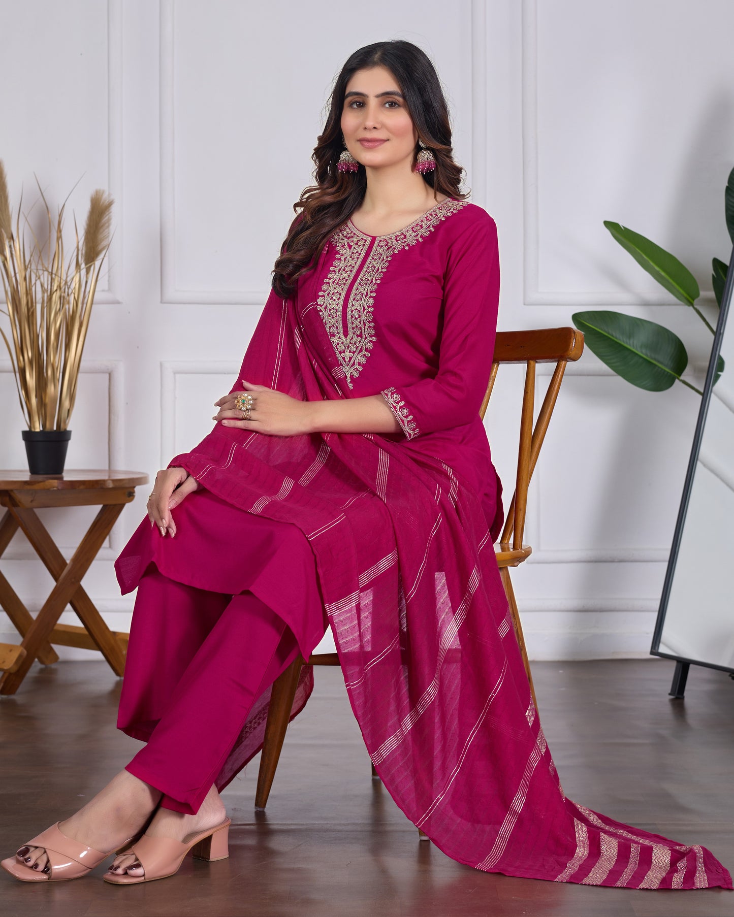 Suhana Magenta Pink Gold Zari Embroidered Kurta Set