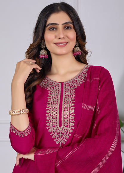 Suhana Magenta Pink Gold Zari Embroidered Kurta Set