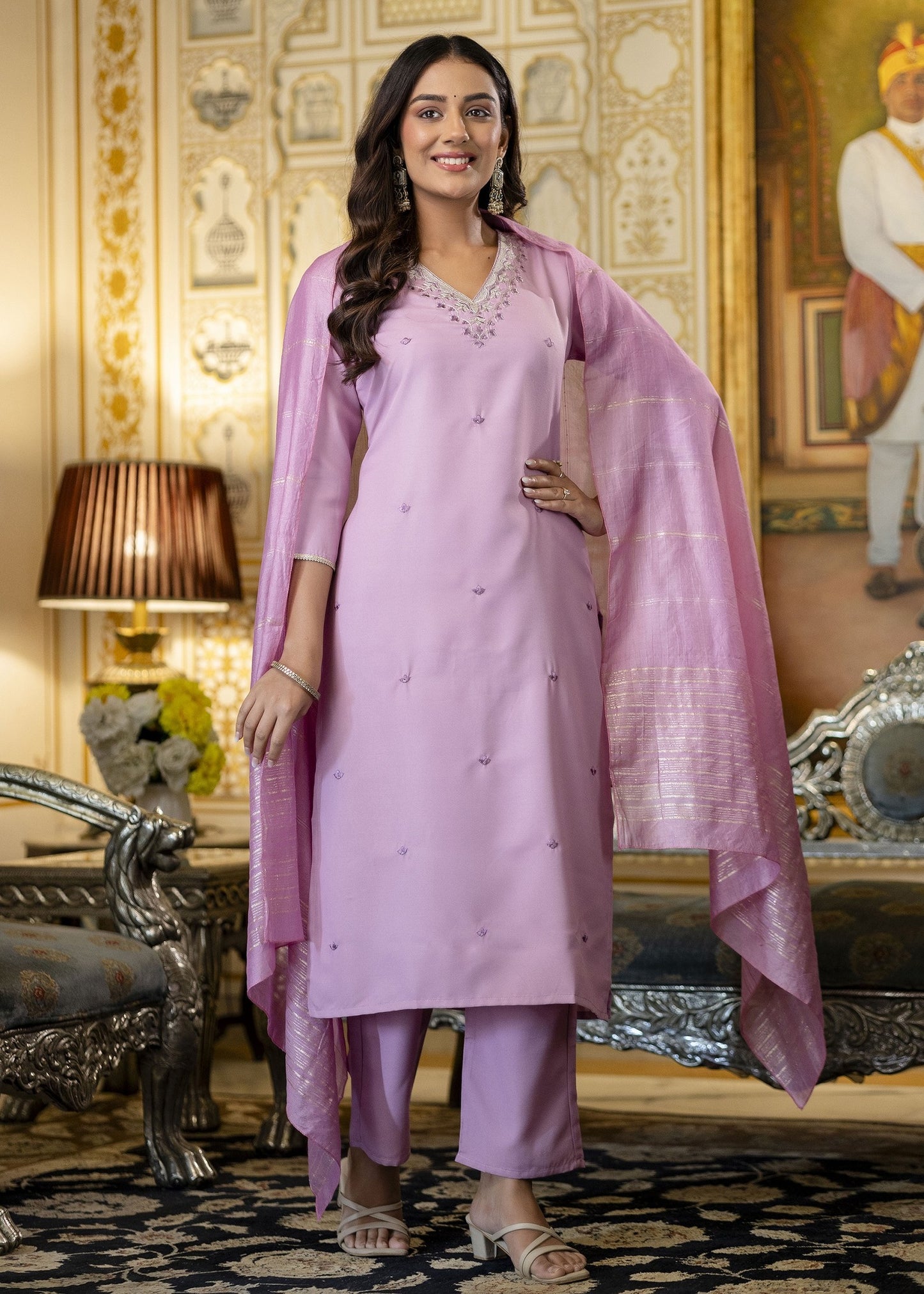 Madhuri Lilac Pink Silver Buti Embroidered Kurta Set