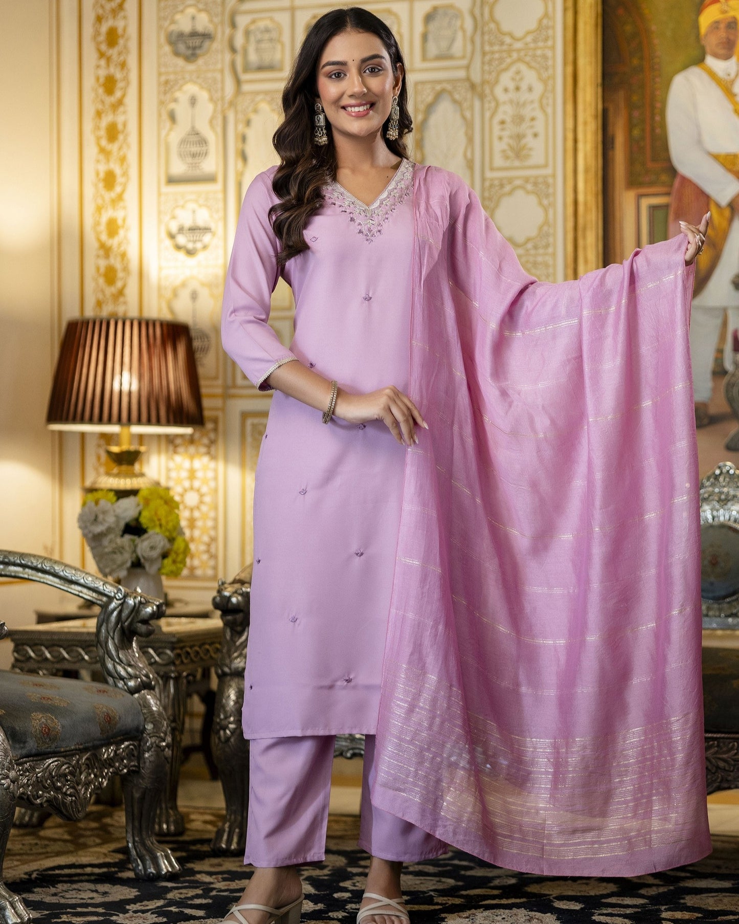 Madhuri Lilac Pink Silver Buti Embroidered Kurta Set