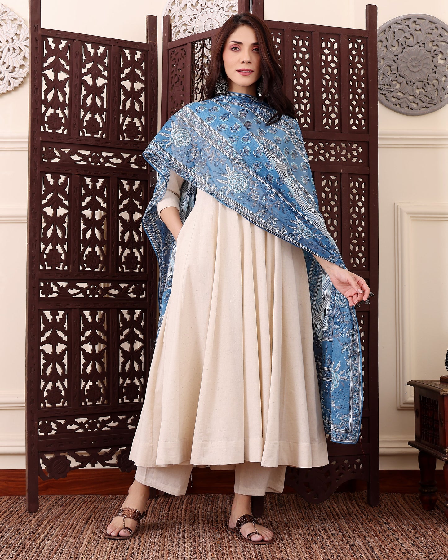 Saadhvi Ivory Plain Flared Suit Set