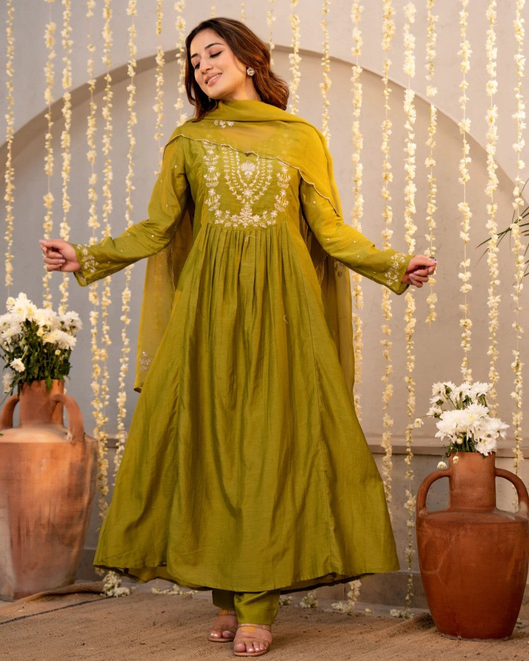 Mehndi Olive Green White Resham Floral Embroidered Suit Set
