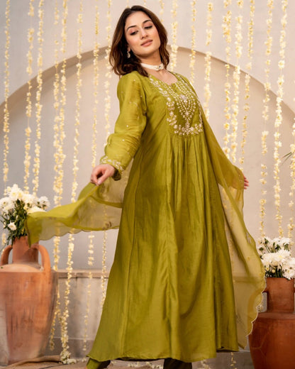 Mehndi Olive Green White Resham Floral Embroidered Suit Set
