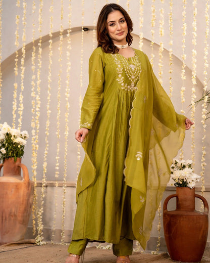 Mehndi Olive Green White Resham Floral Embroidered Suit Set