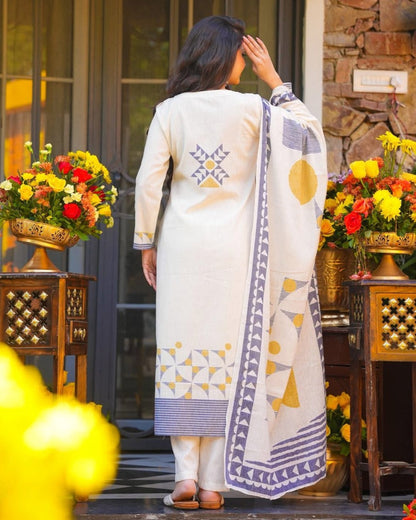 Jaaveri Ivory Geometric Block Print Muslin Kurta Set