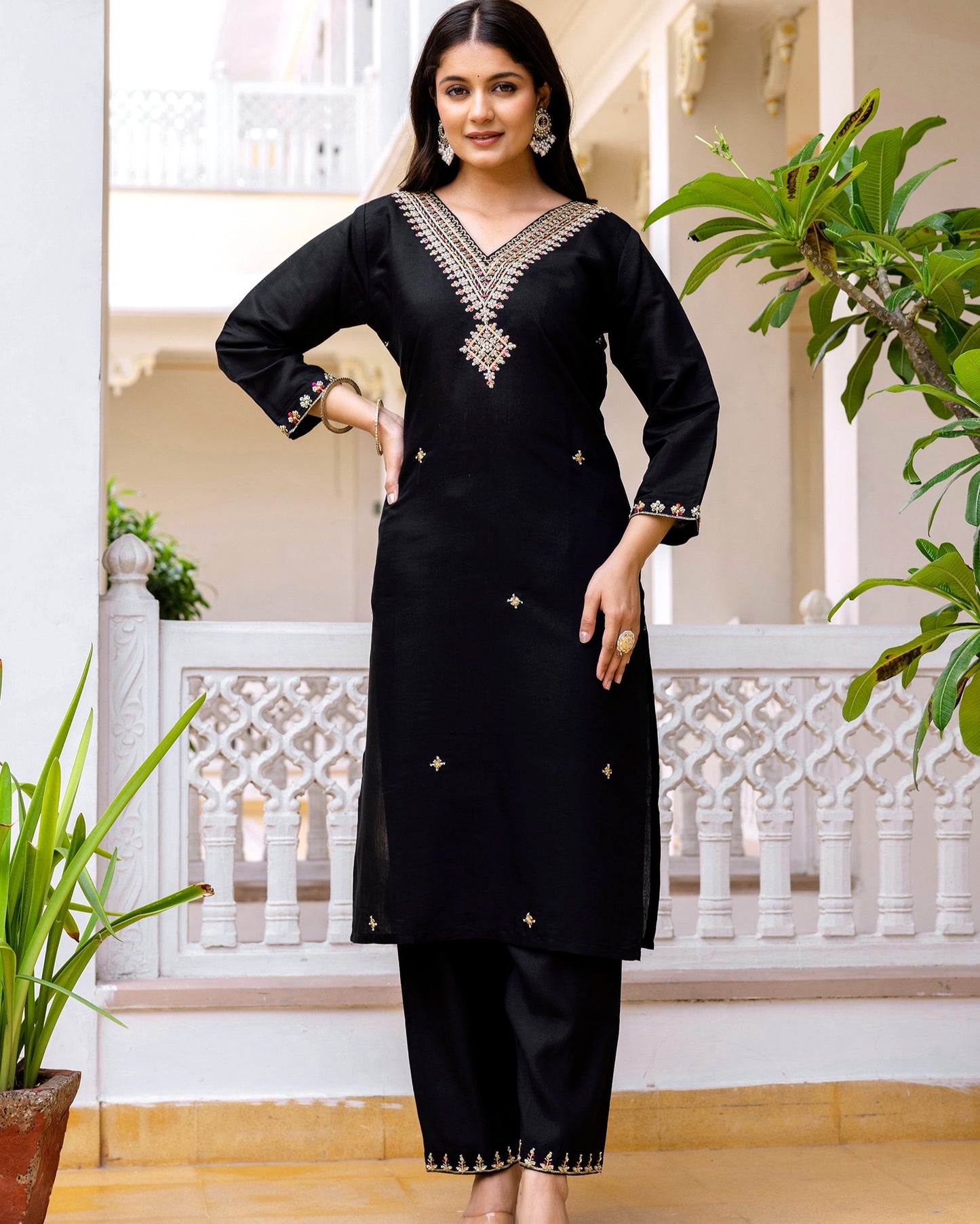 Zara Noir Black Gold Zardozi & Buti Embroidered Kurta Set