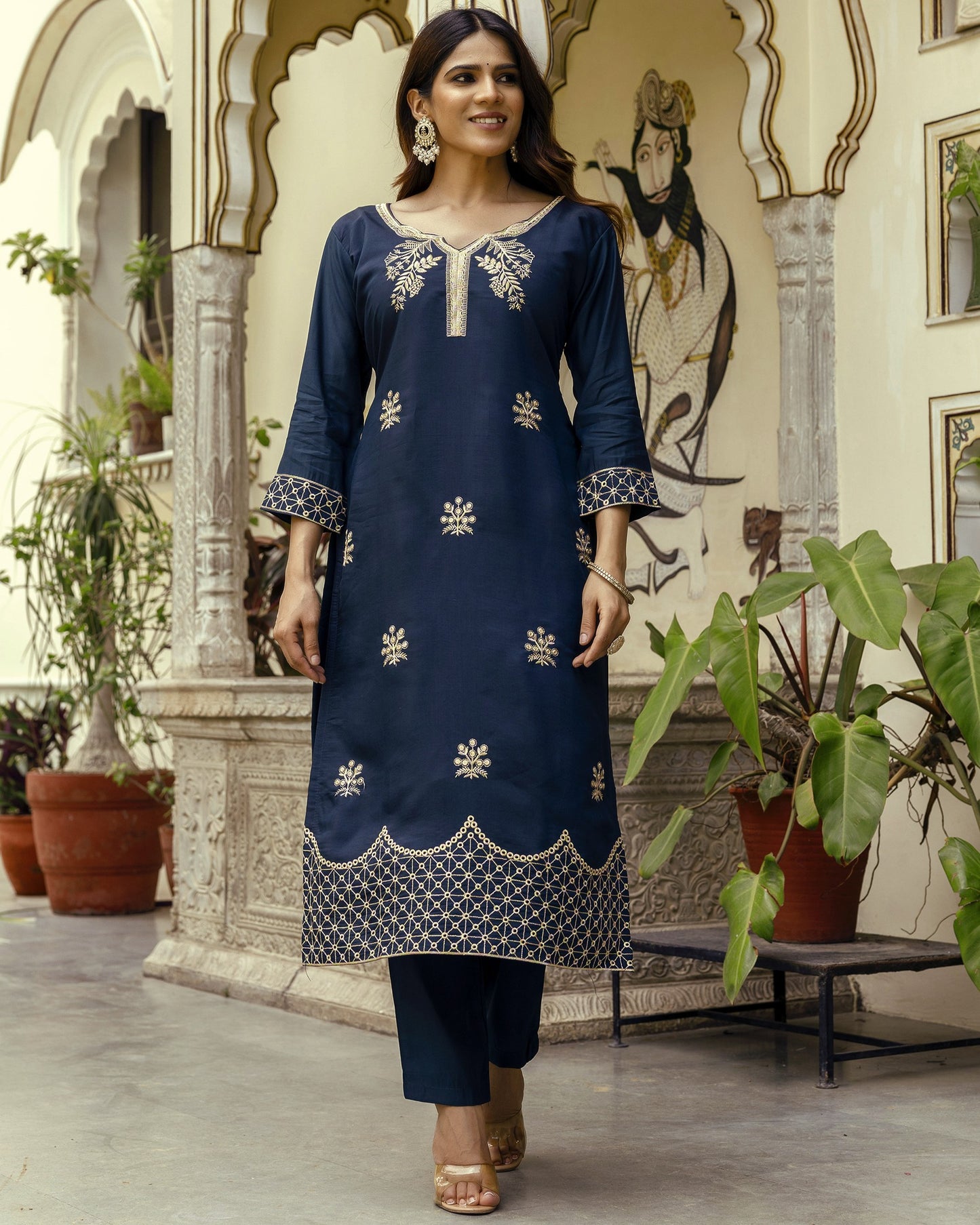 Nisha Navy Blue Gold Zardozi Botanical Embroidered Kurta Set