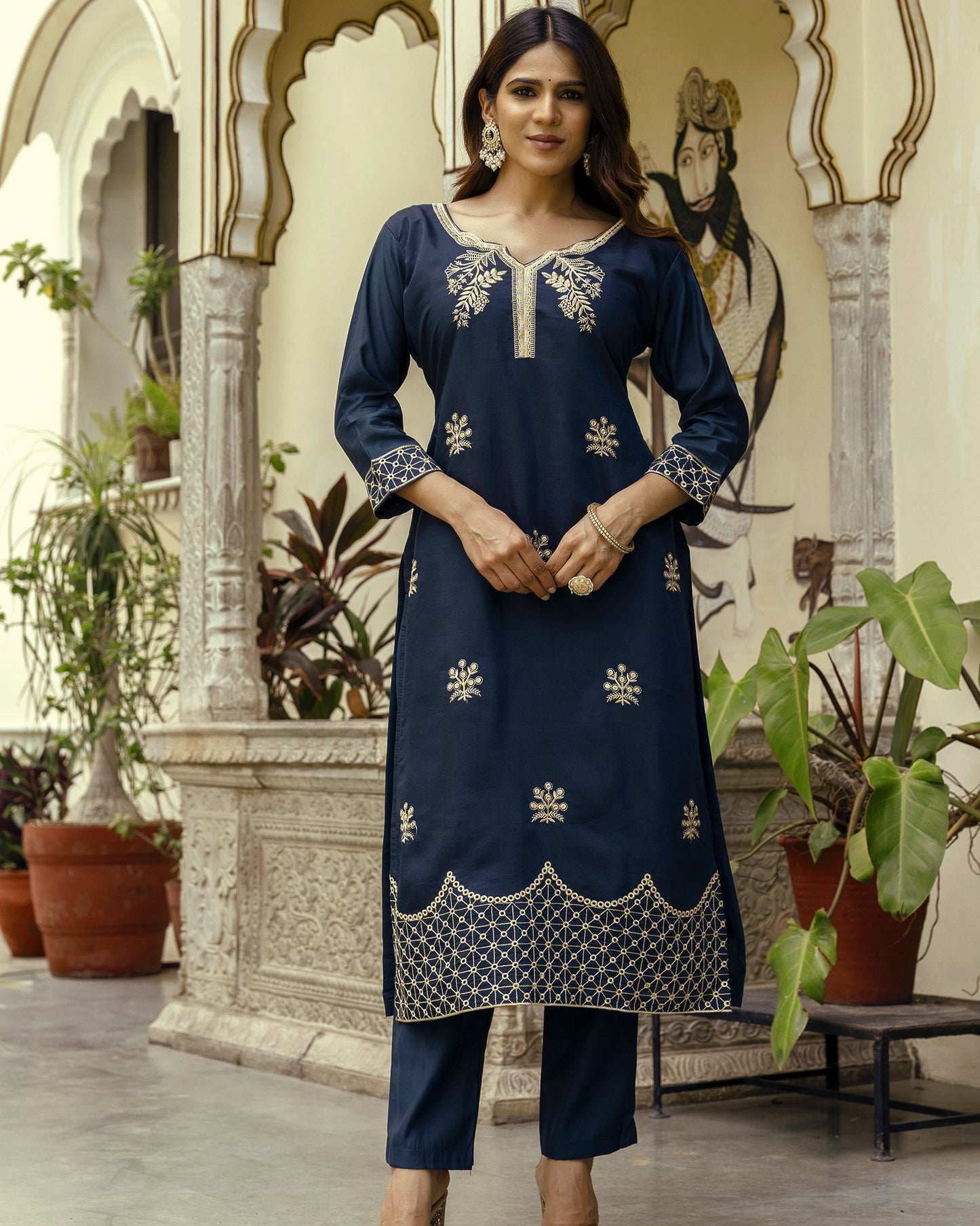Nisha Navy Blue Gold Zardozi Botanical Embroidered Kurta Set