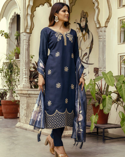 Nisha Navy Blue Gold Zardozi Botanical Embroidered Kurta Set