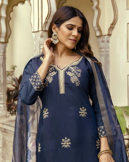 Nisha Navy Blue Gold Zardozi Botanical Embroidered Kurta Set