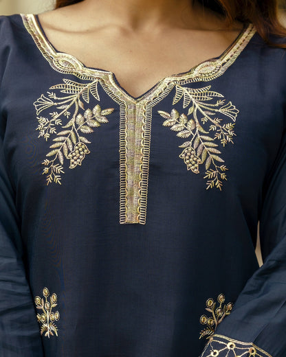 Nisha Navy Blue Gold Zardozi Botanical Embroidered Kurta Set