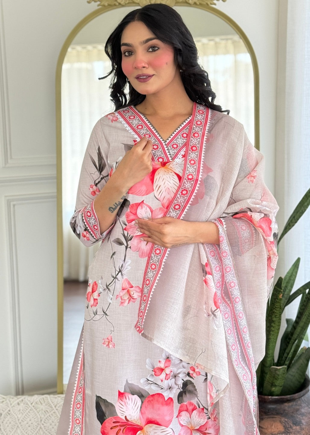 Cream Floral Designer Kurta Set