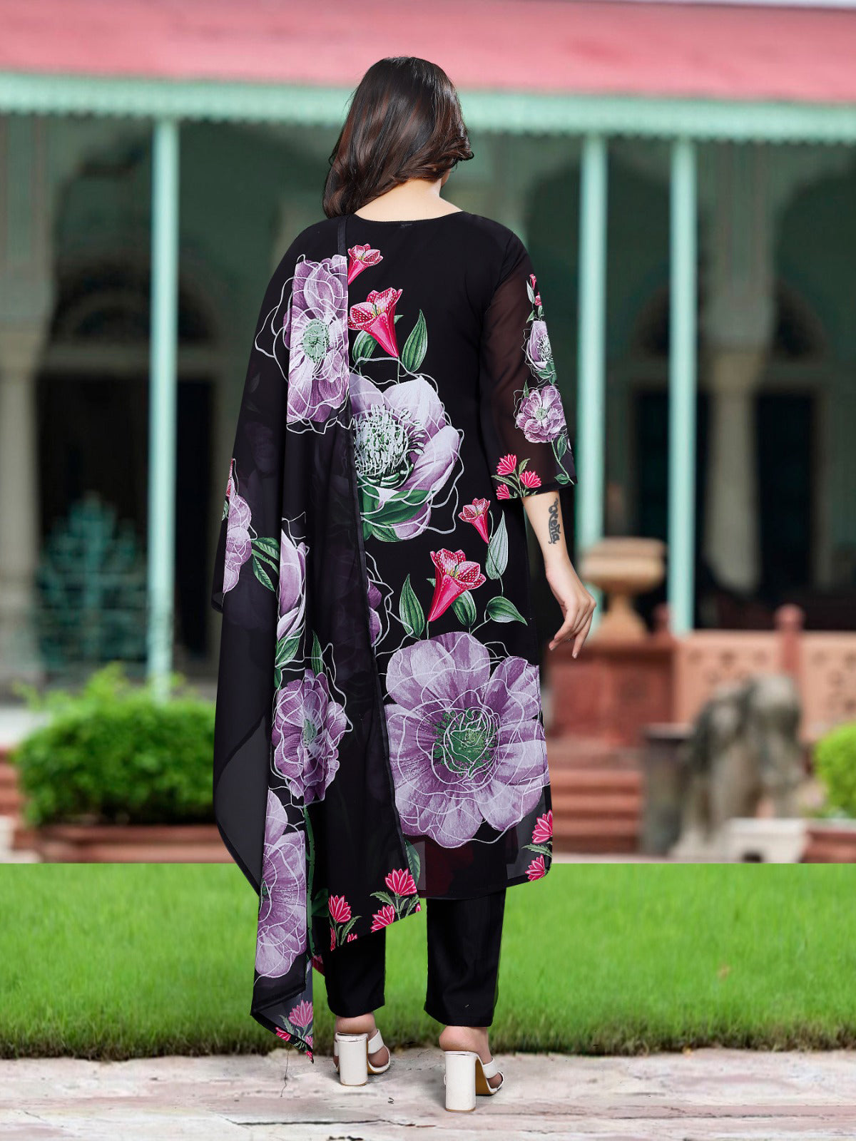 Sonika Black Sophisticated Formal Dress